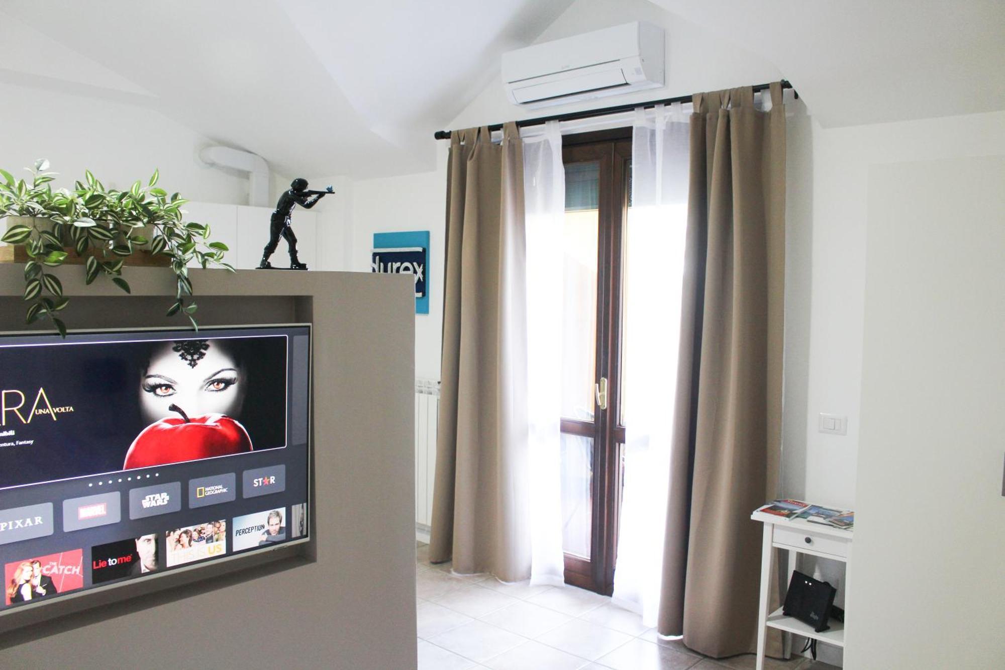 La Suite Dell'Artista Swimming Pool And Air Conditioning Stresa Exterior foto